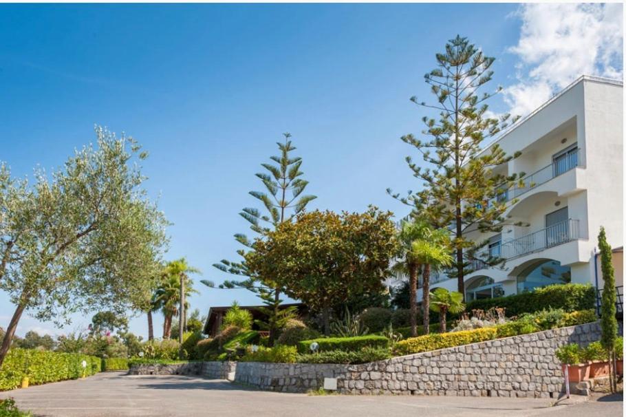 Marcaneto Hotel สการีโอ ภายนอก รูปภาพ