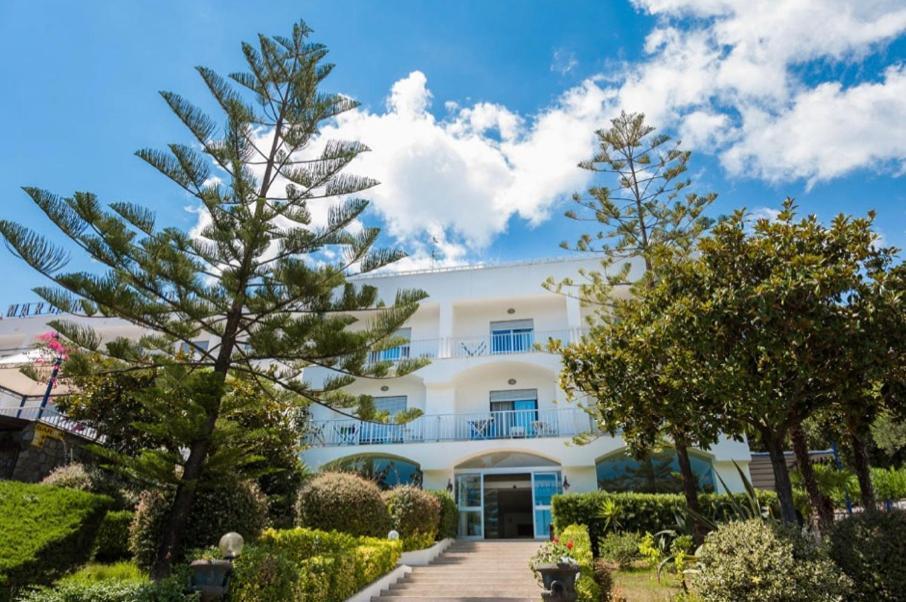 Marcaneto Hotel สการีโอ ภายนอก รูปภาพ